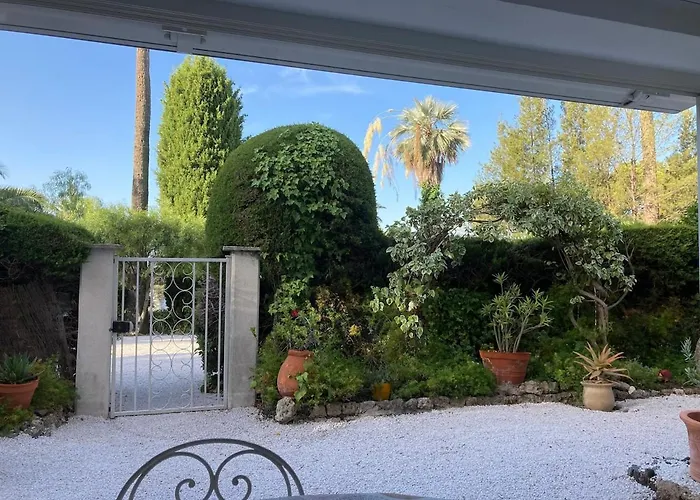 In A Historic Saint-Raphaël