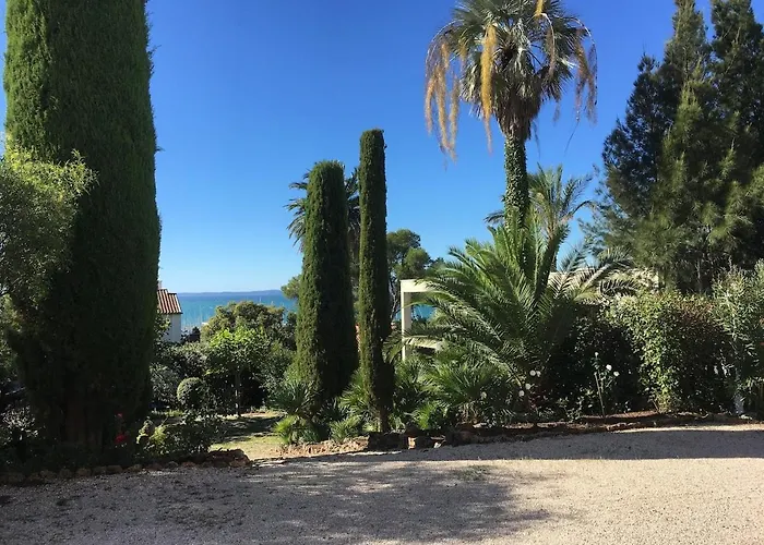 In A Historic * Saint-Raphaël